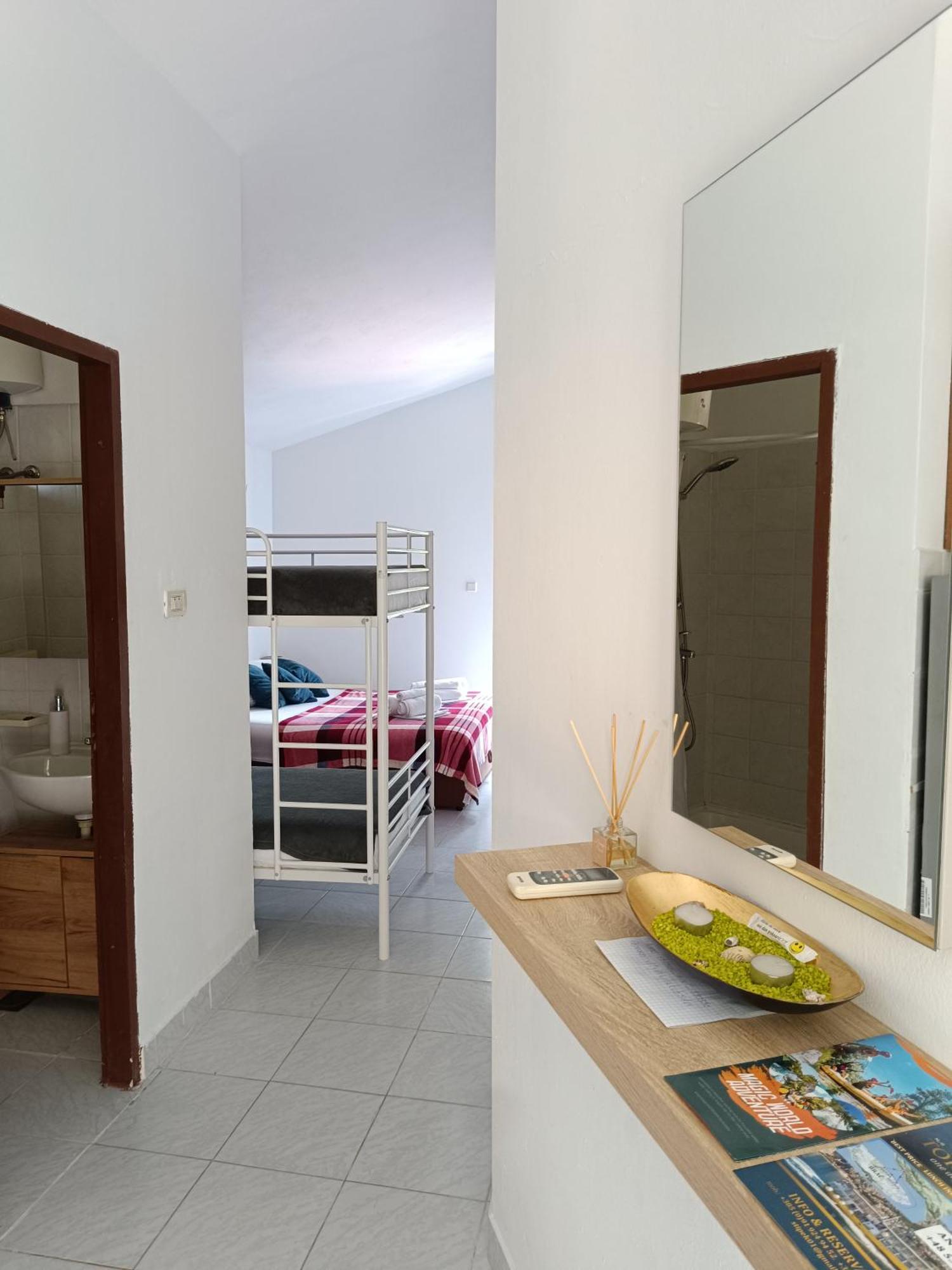 Studio Apartmani Tucic Celina Luaran gambar